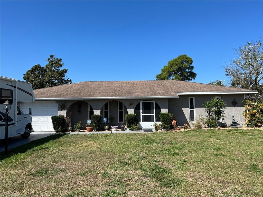 232 Ground Dove CIR LEHIGH ACRES, FL 33936