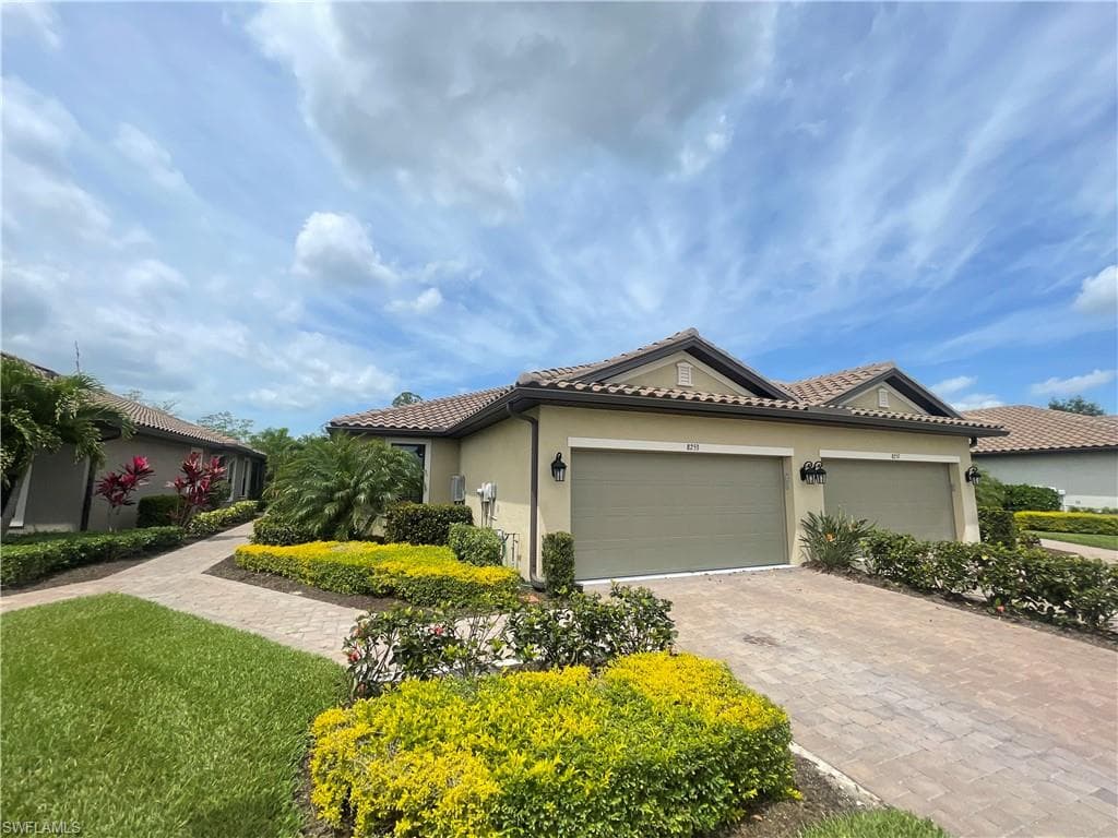 8253 Lucello TER W NAPLES, FL 34114