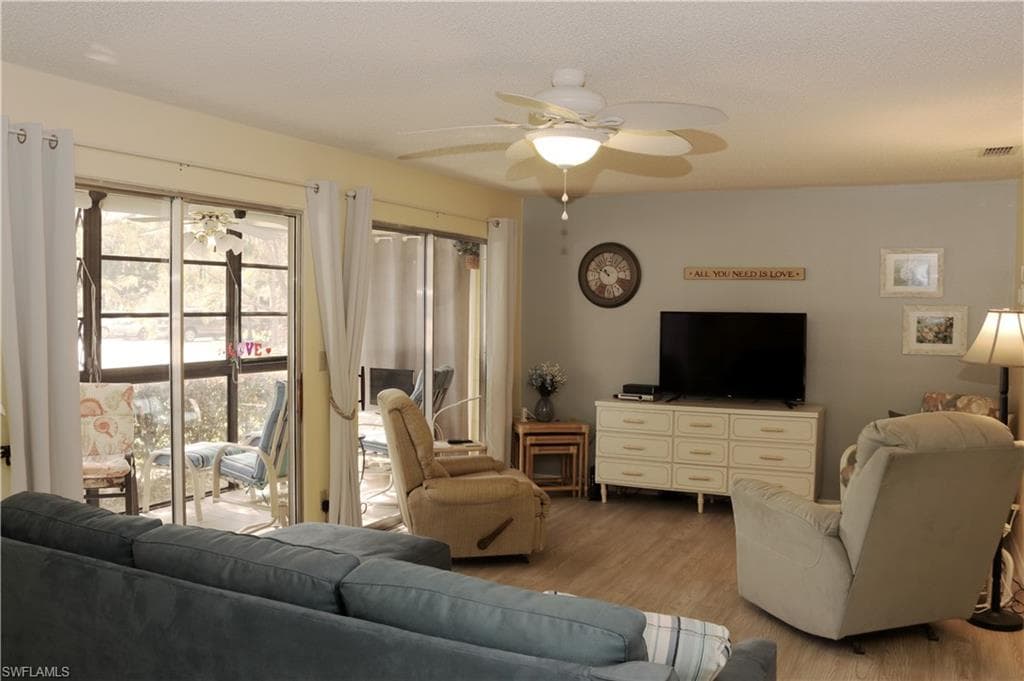 8151 S Woods CIR 1 FORT MYERS, FL 33919