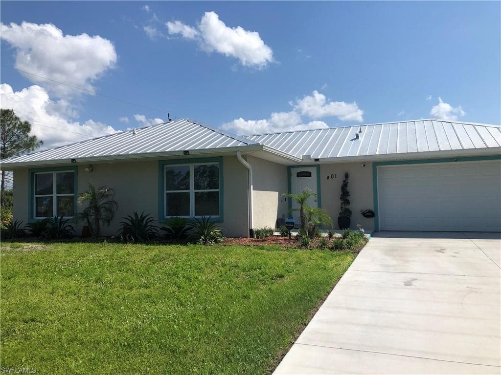 401 W 13th ST LEHIGH ACRES, FL 33972