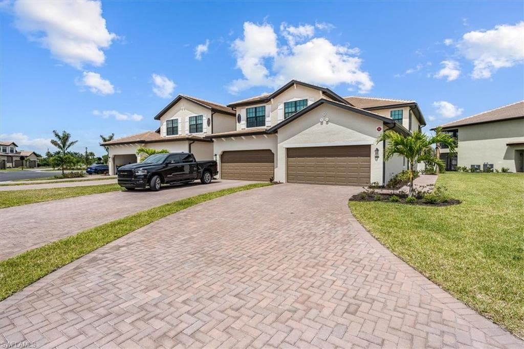 2373 Anguilla DR 102 NAPLES, FL 34120