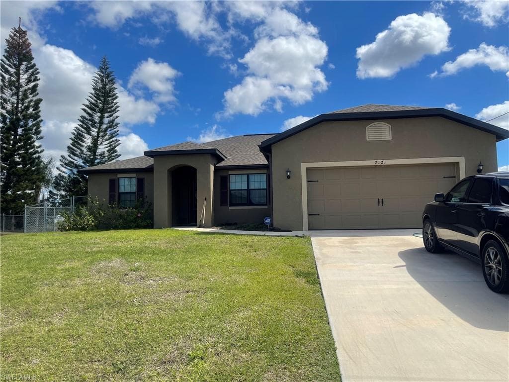 2121 NE 2nd PL CAPE CORAL, FL 33909