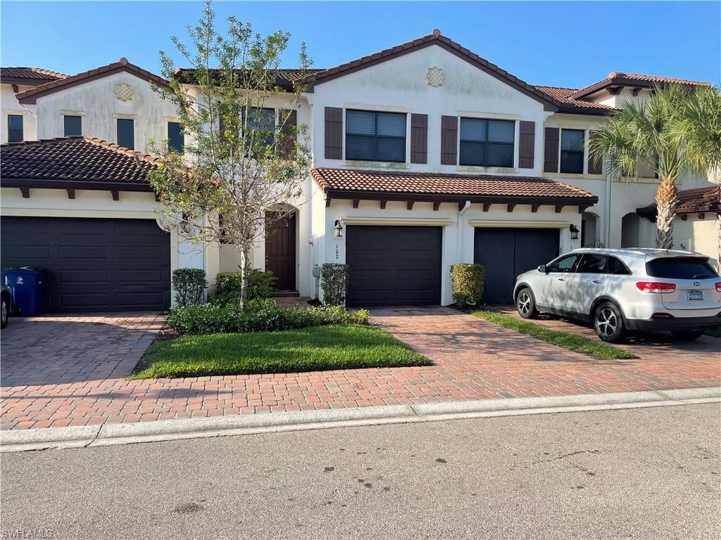 9453 Montebello WAY 102 FORT MYERS, FL 33908