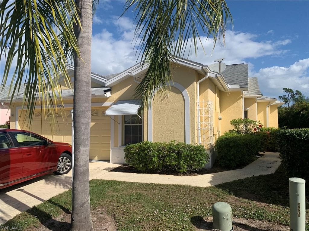 10702 Rio Mar CIR ESTERO, FL 33928