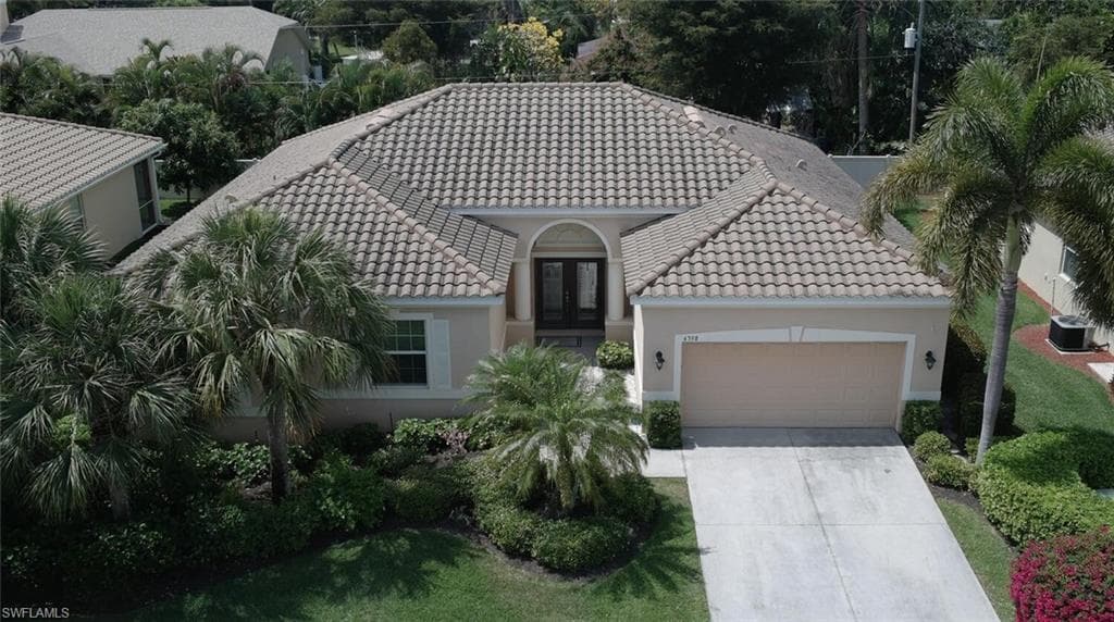 4398 Broadleaf CIR FORT MYERS, FL 33908