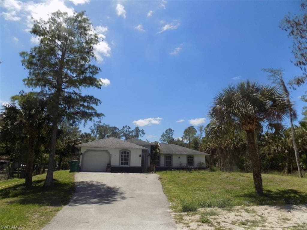 390 35th AVE NE NAPLES, FL 34120