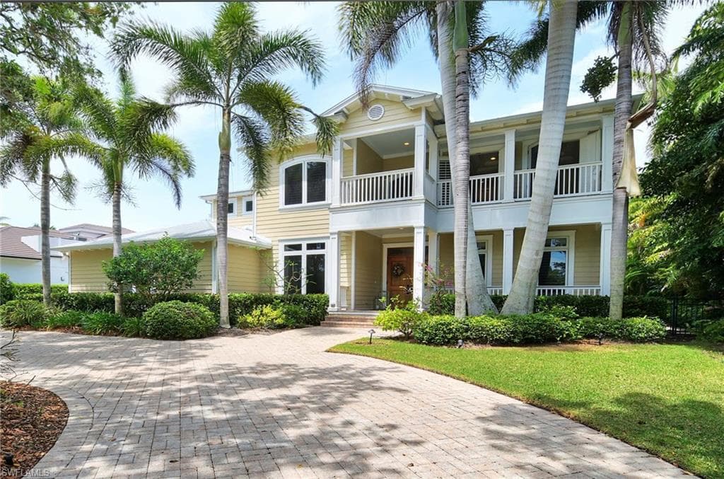 581 Spring Line DR NAPLES, FL 34102