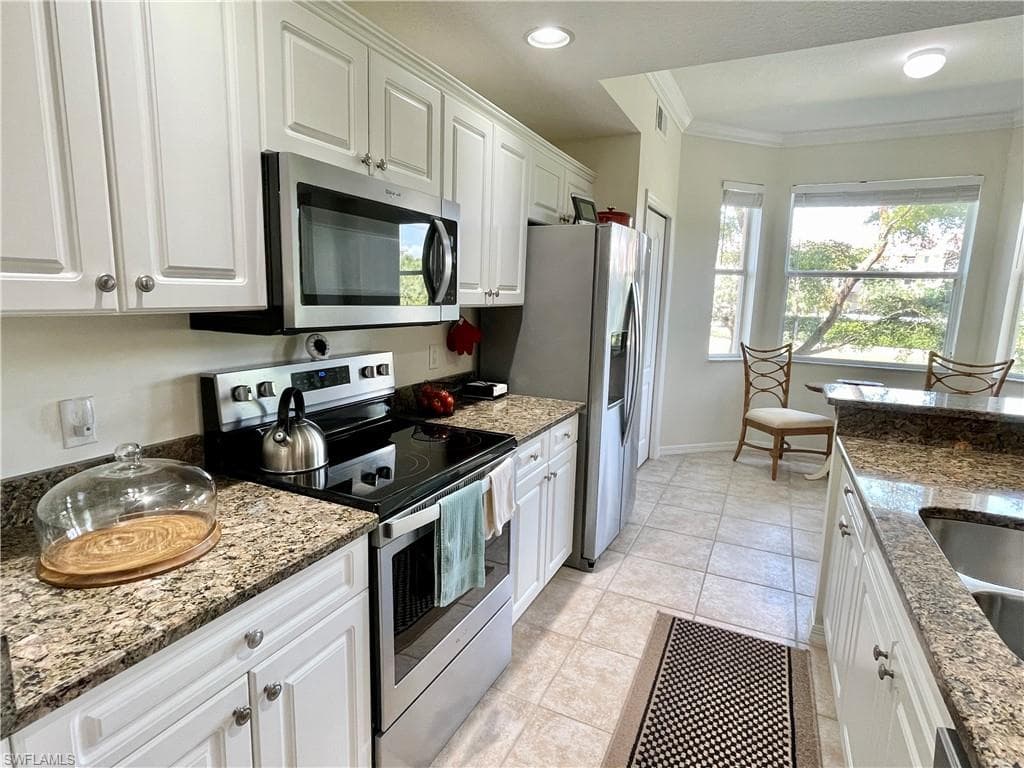 8300 Whiskey Preserve CIR 128 FORT MYERS, FL 33919