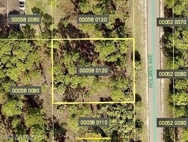 872 Holmes AVE LEHIGH ACRES, FL 33974