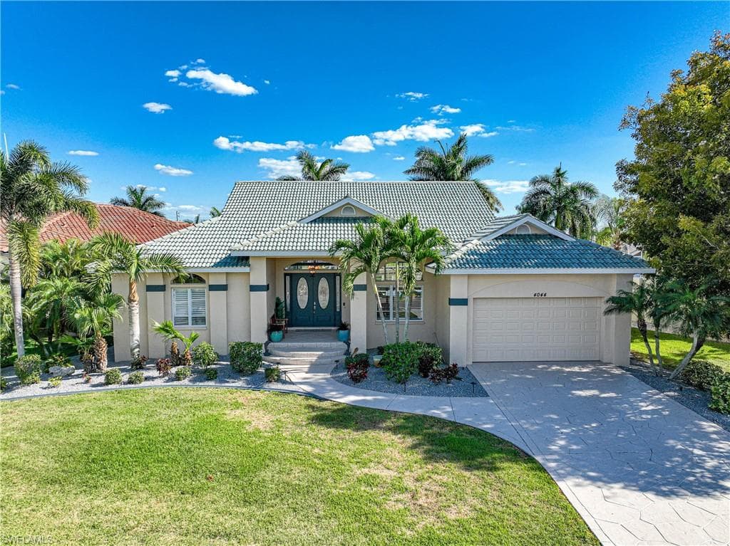 4044 La Costa Island CT PUNTA GORDA, FL 33950