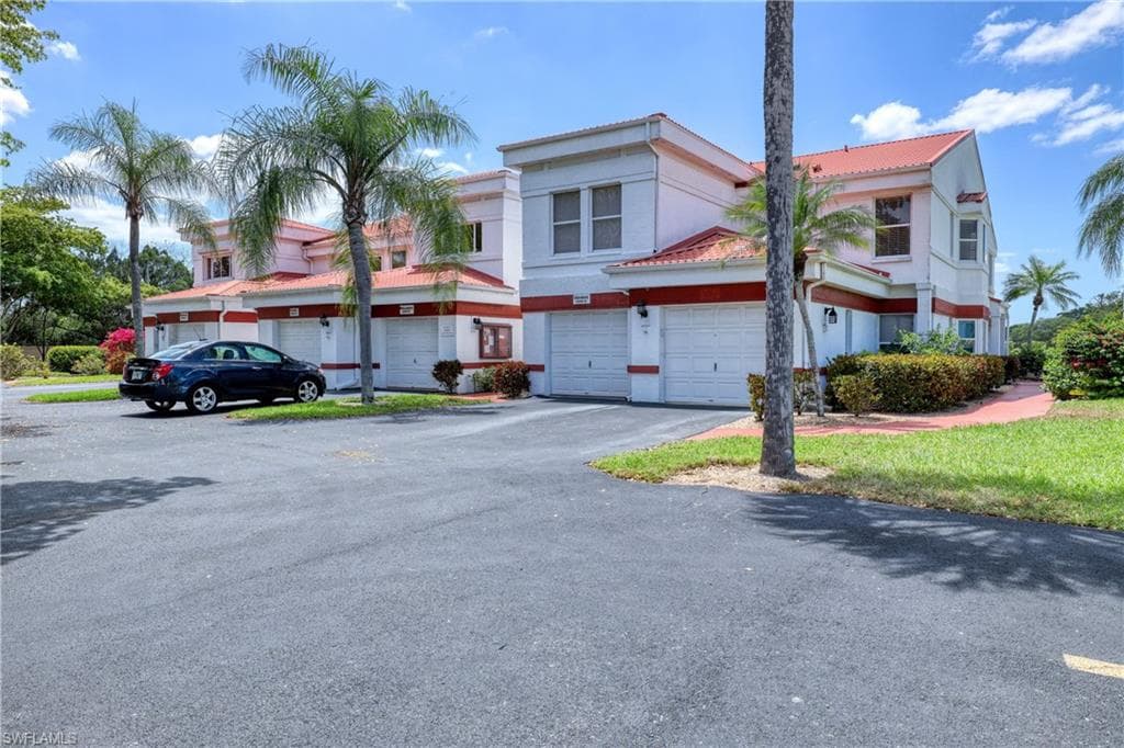 1990 Leisure DR 4 FORT MYERS, FL 33907