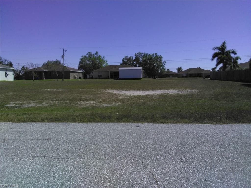 336 NW 15th TER CAPE CORAL, FL 33993
