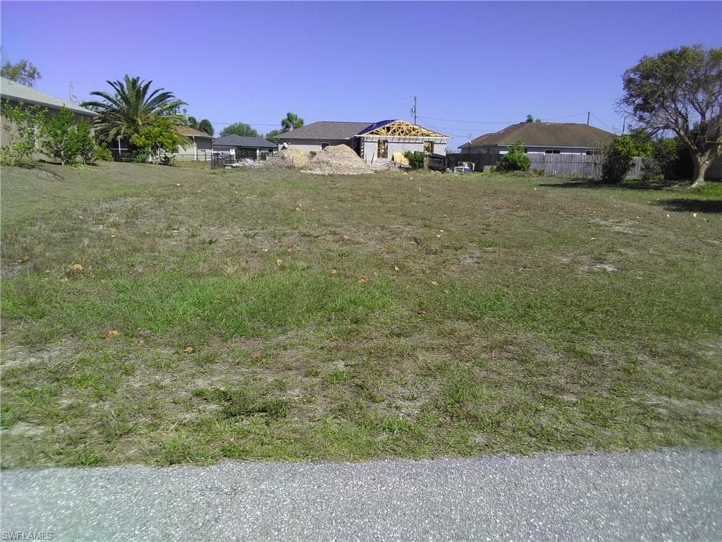 2127 NW 9th AVE CAPE CORAL, FL 33993