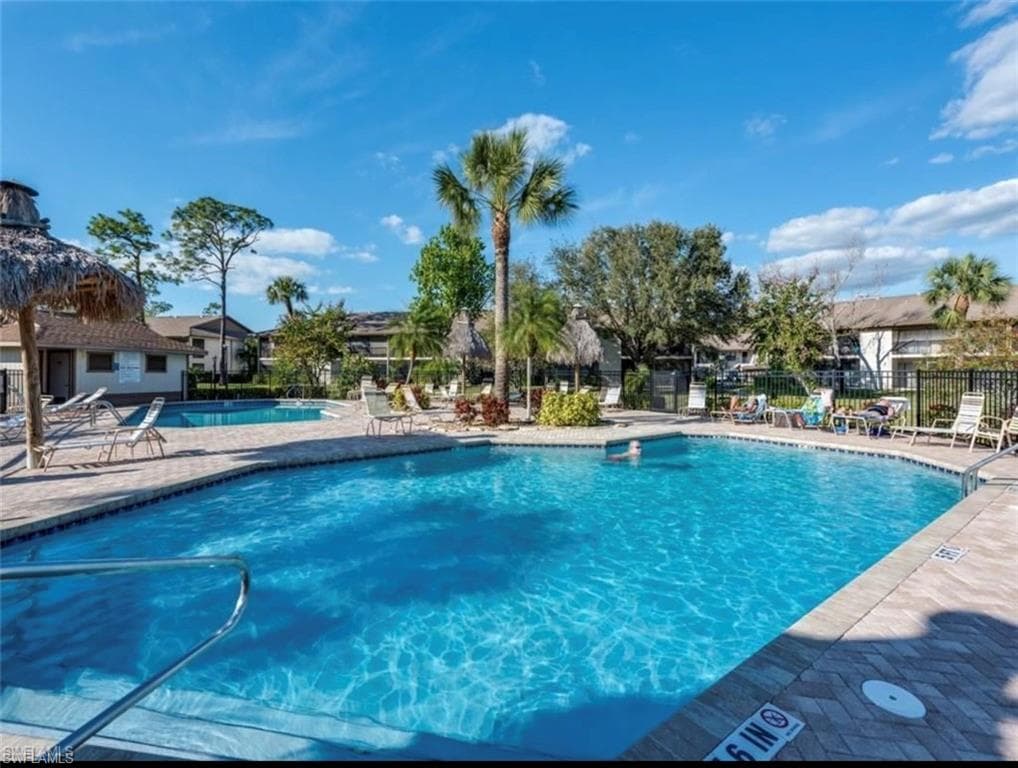 1200 Commonwealth CIR H-202 NAPLES, FL 34116