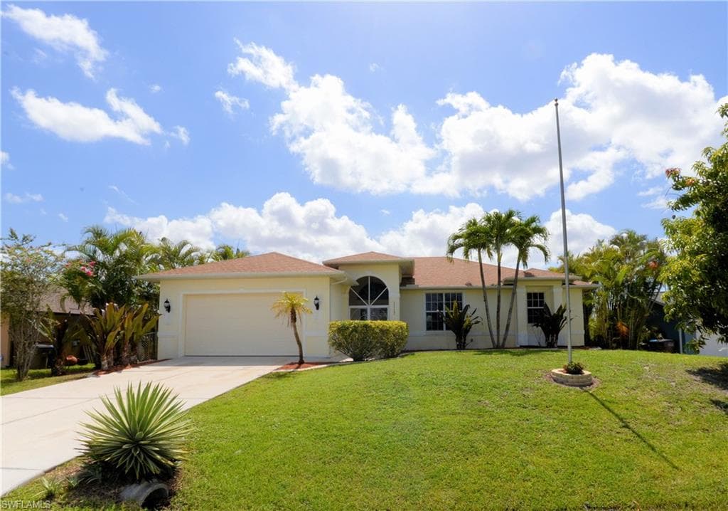 1117 SW 11th AVE CAPE CORAL, FL 33991