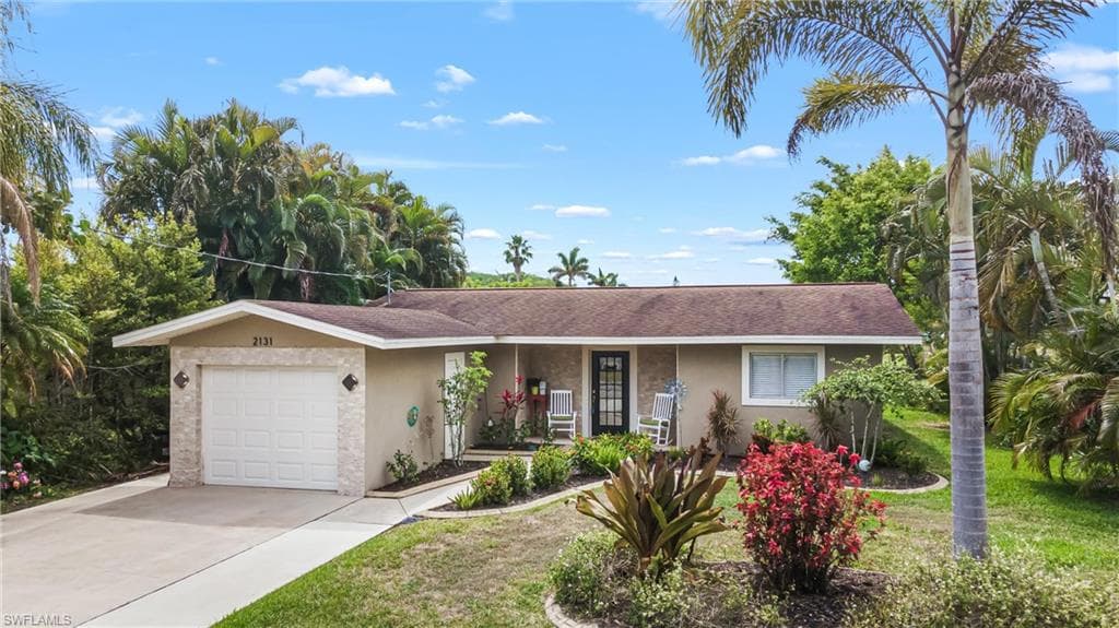 2131 Saint Croix AVE FORT MYERS, FL 33905