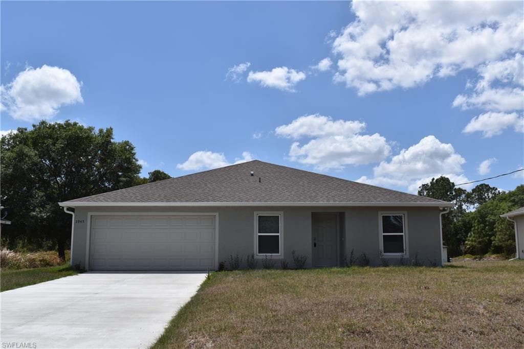 3945 Constitution DR NORTH PORT, FL 34291