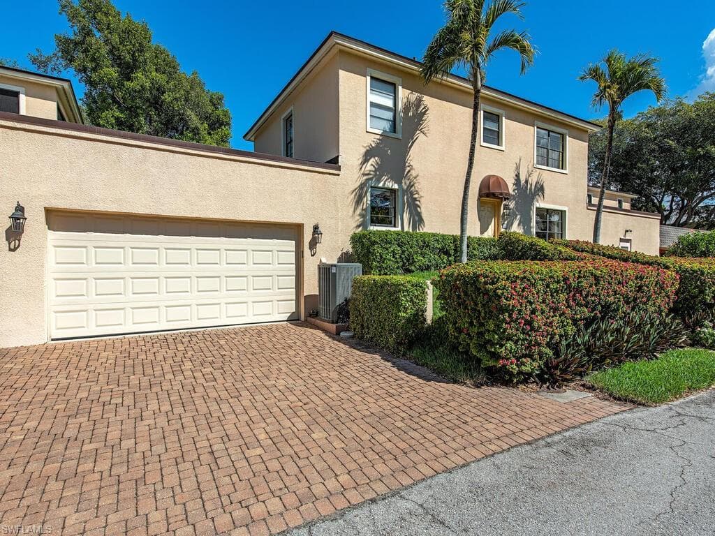 722 10th AVE S C NAPLES, FL 34102