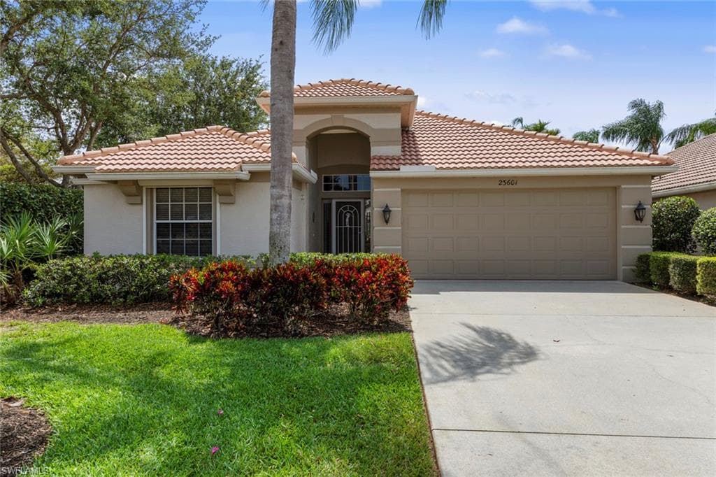 23601 Stonyriver PL BONITA SPRINGS, FL 34135