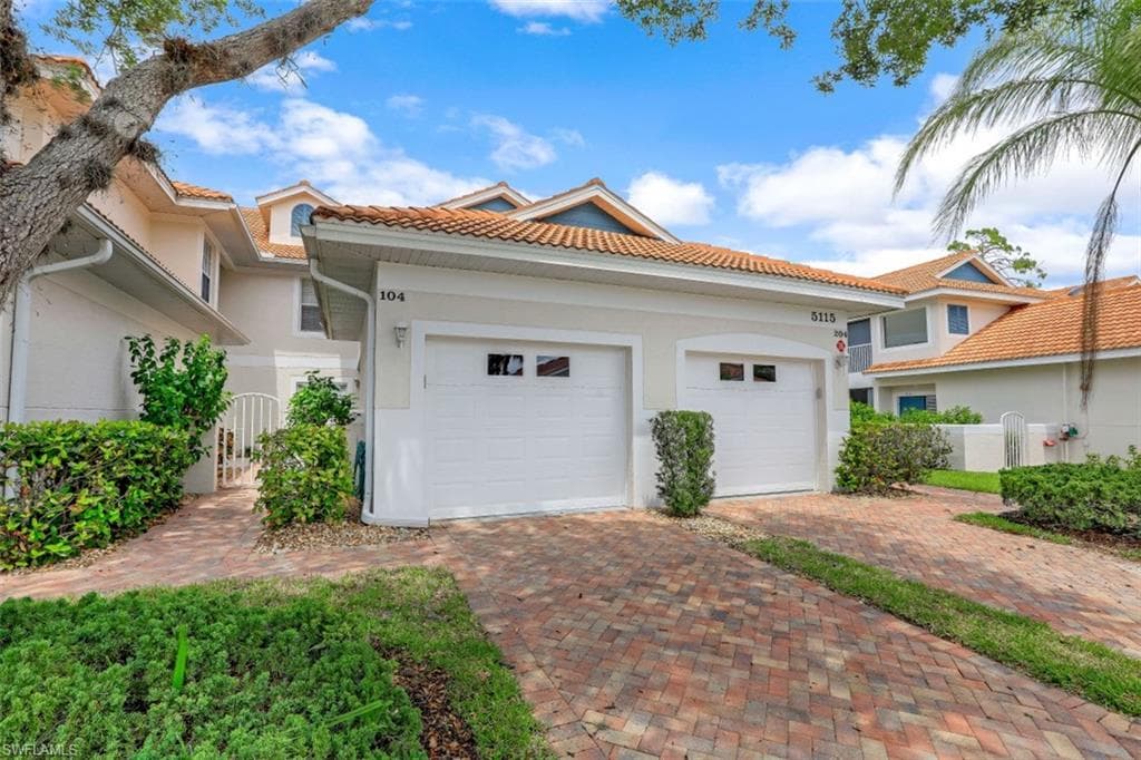 5115 Cedar Springs DR 104 NAPLES, FL 34110