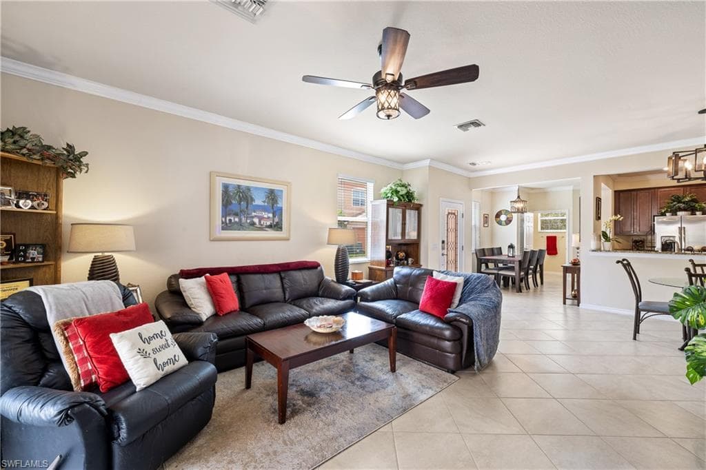 10143 via colomba CIR FORT MYERS, FL 33966
