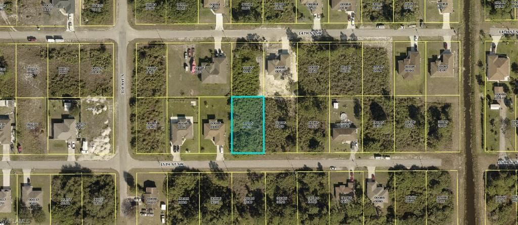 2812 15th ST SW LEHIGH ACRES, FL 33976
