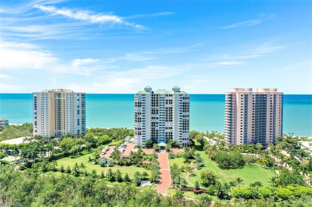 8171 Bay Colony DR 1103 NAPLES, FL 34108