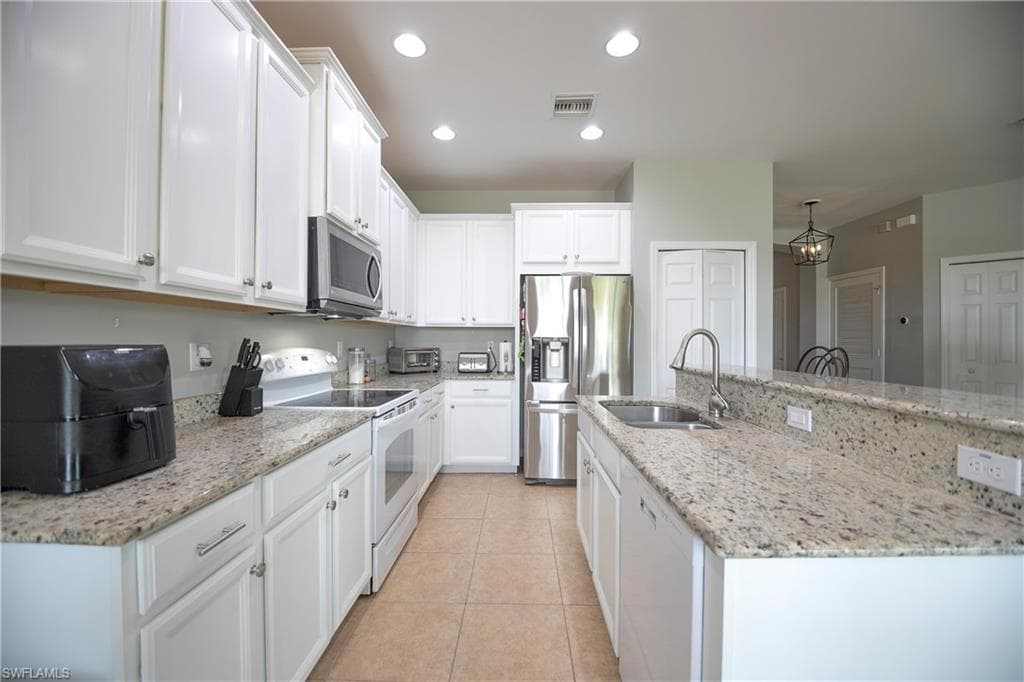 1464 Birdie DR NAPLES, FL 34120