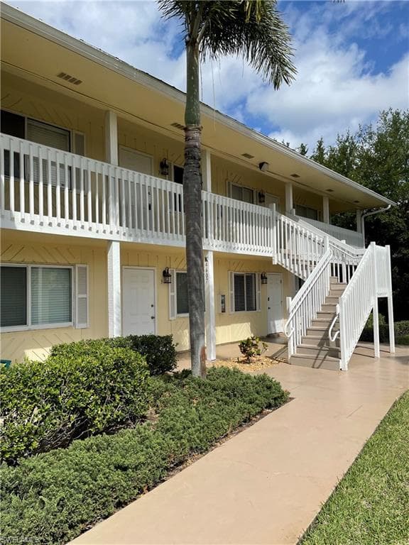 4607 Bayshore DR K7 NAPLES, FL 34112