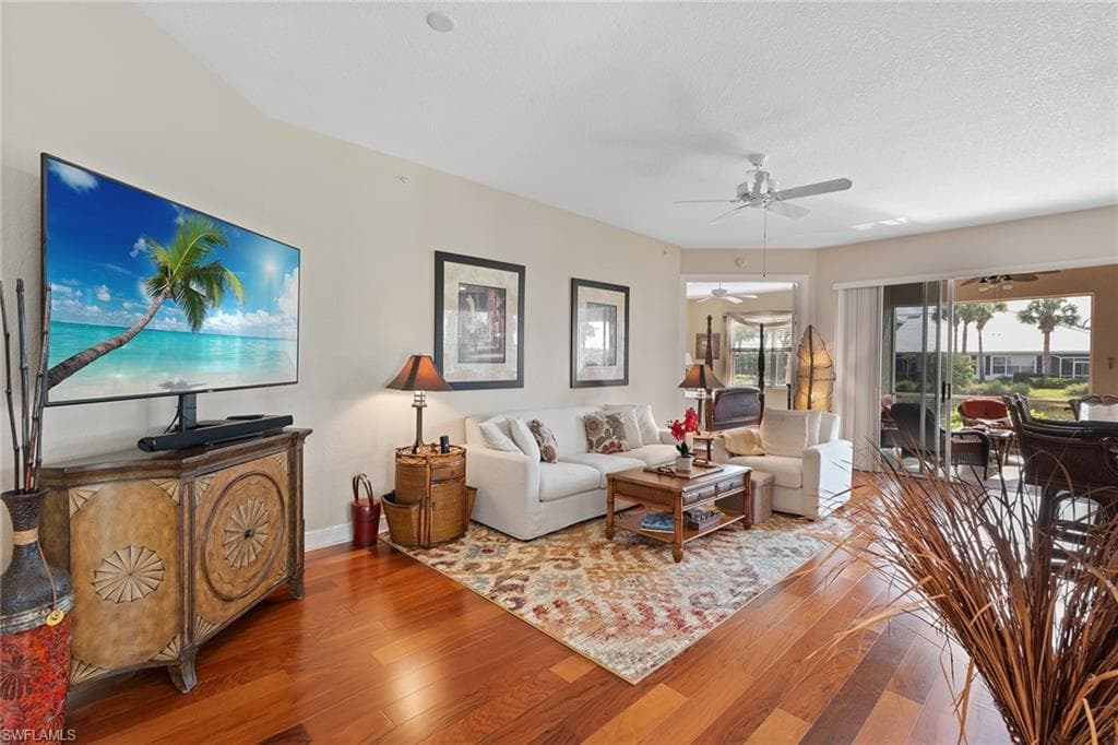 4610 Hawks Nest DR 104 NAPLES, FL 34114