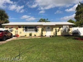 2253 11th CT LEHIGH ACRES, FL 33936