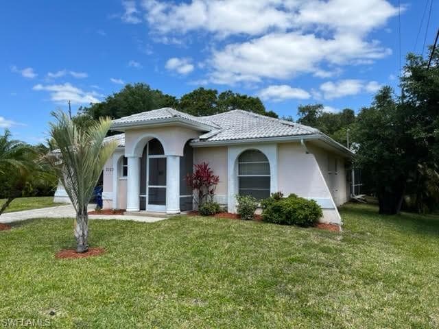 3103 E 6th ST LEHIGH ACRES, FL 33972