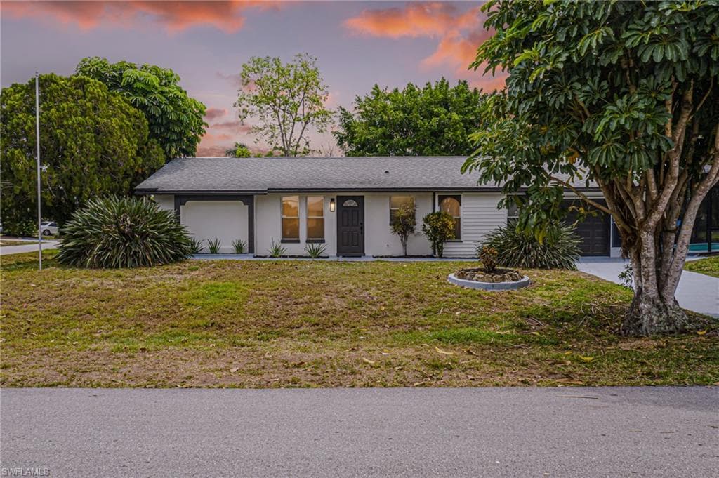 1030 SE 44th ST CAPE CORAL, FL 33904