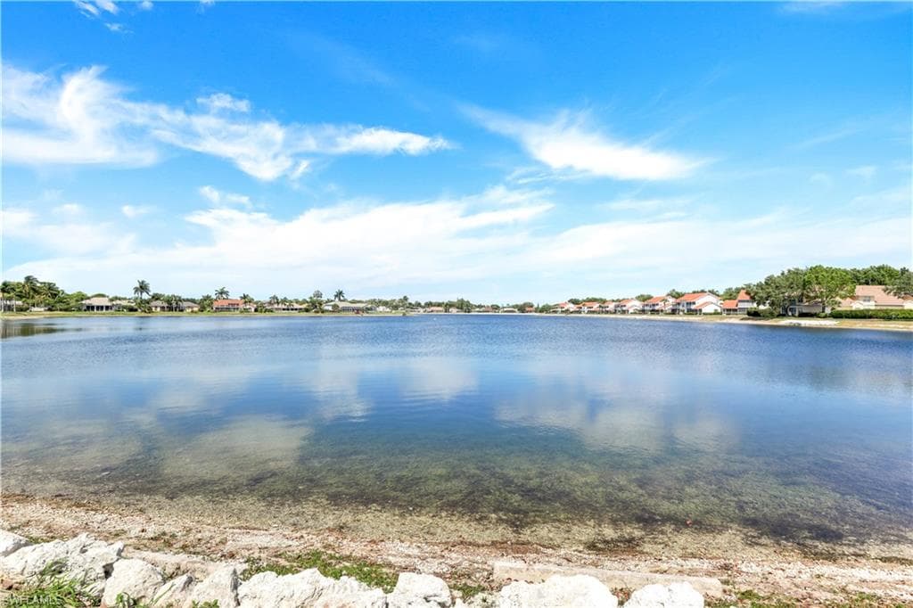 517 Mardel DR 208 NAPLES, FL 34104