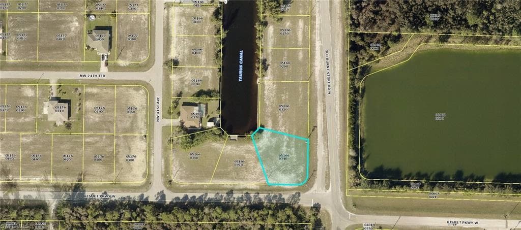 3913 Kismet PKY W CAPE CORAL, FL 33993