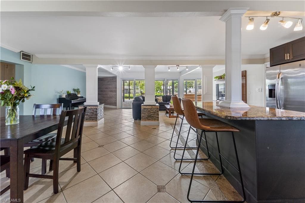 93 E Mariana AVE NORTH FORT MYERS, FL 33917