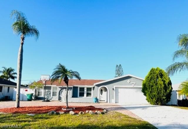 4838 Tahiti LN NAPLES, FL 34112