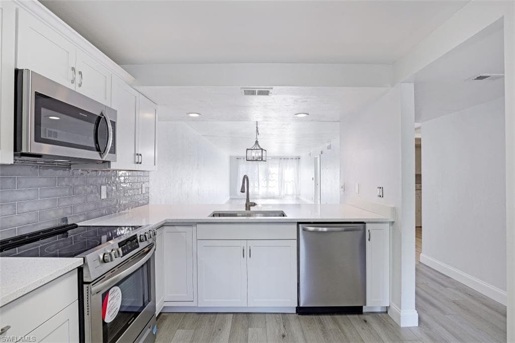 4001 Ice Castle WAY 3605 NAPLES, FL 34112