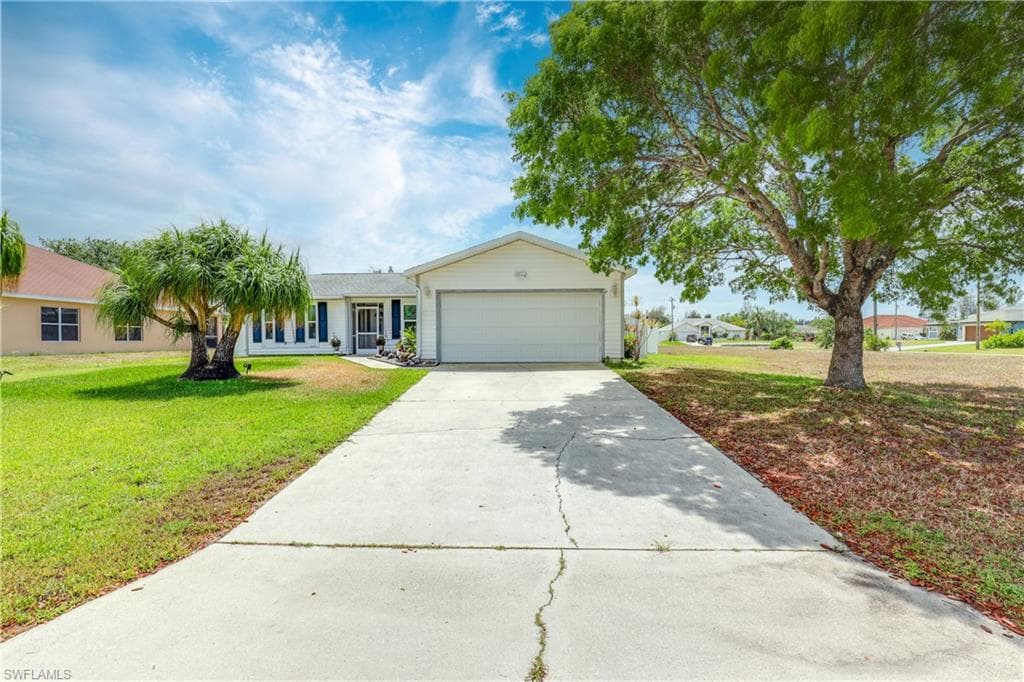 1824 SW 1st ST CAPE CORAL, FL 33991