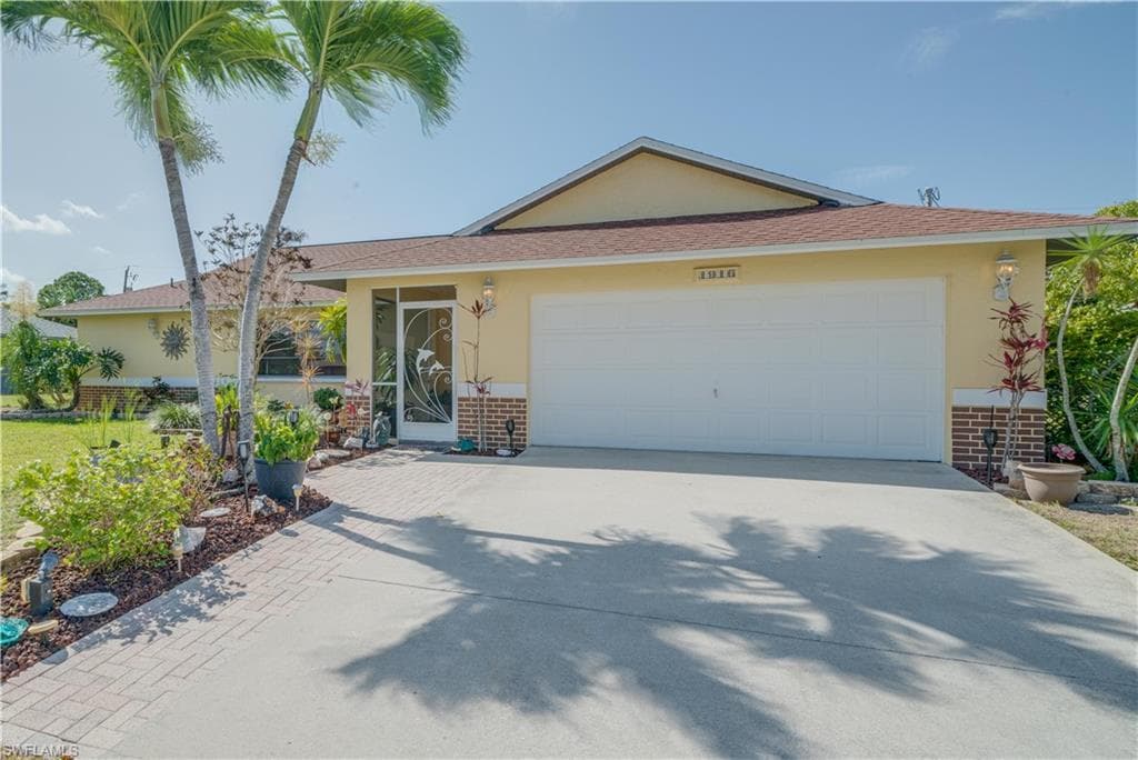 1916 SE 5th TER CAPE CORAL, FL 33990