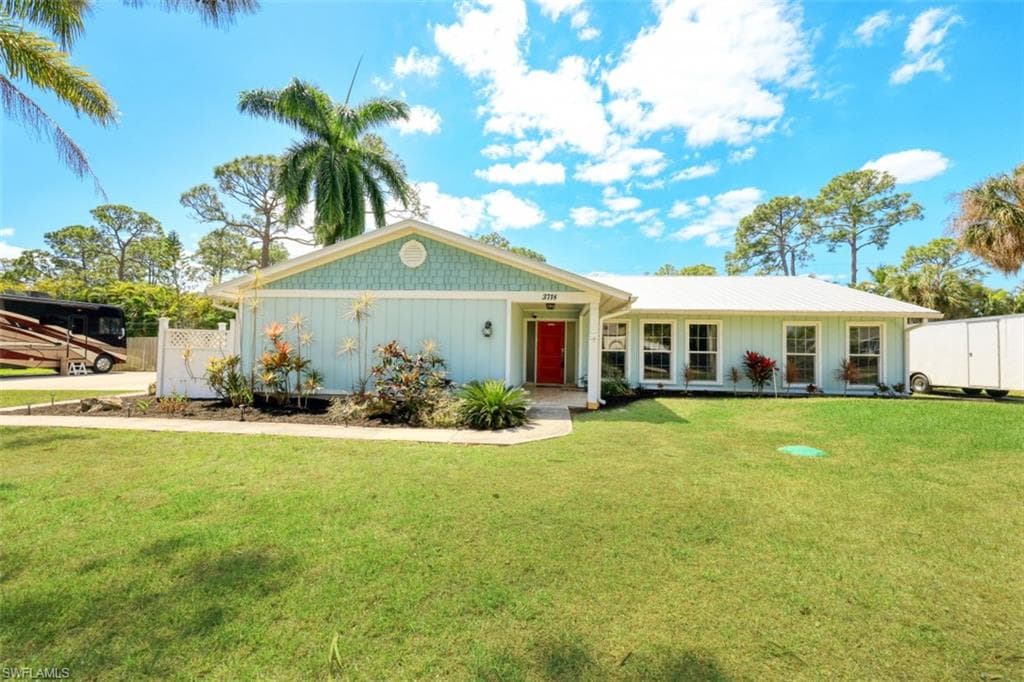 3718 Blue Heron DR FORT MYERS, FL 33908