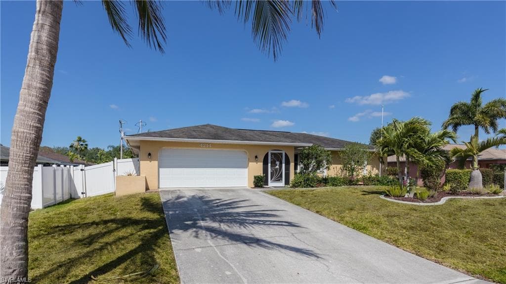 4214 SW 6th PL CAPE CORAL, FL 33914