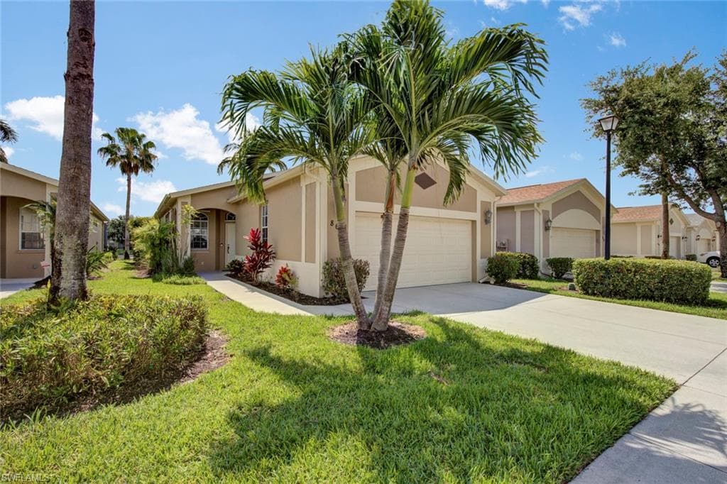 8660 Ibis Cove CIR NAPLES, FL 34119