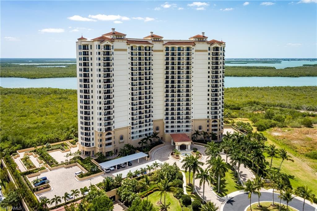 1050 Borghese LN 1803 NAPLES, FL 34114
