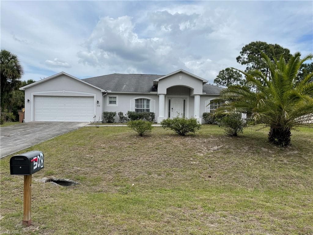 508 Dayton AVE LEHIGH ACRES, FL 33972