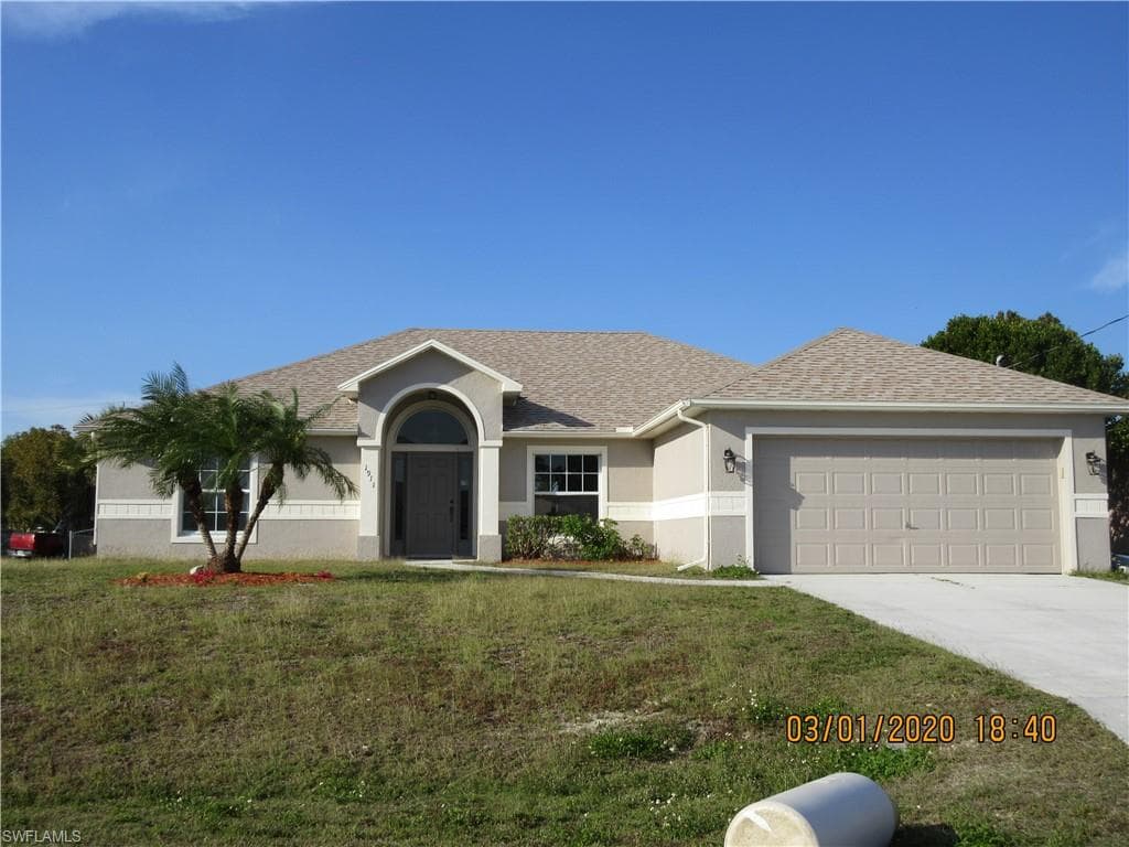 1911 SW 12th LN CAPE CORAL, FL 33991