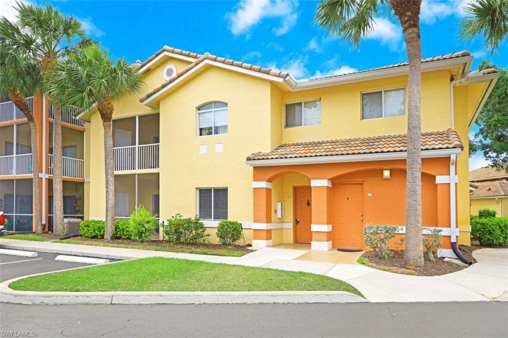 6490 Aragon WAY 108 FORT MYERS, FL 33966