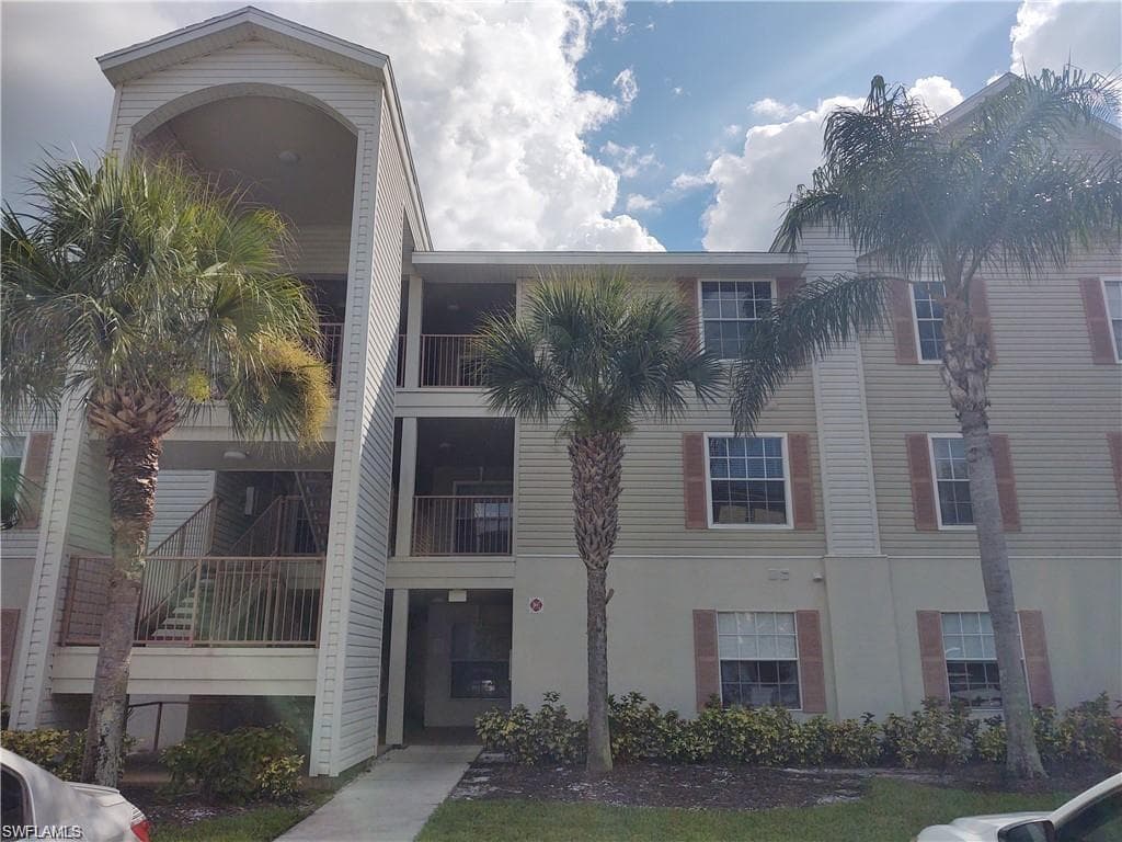 1769 Four Mile Cove PKY 933 CAPE CORAL, FL 33990