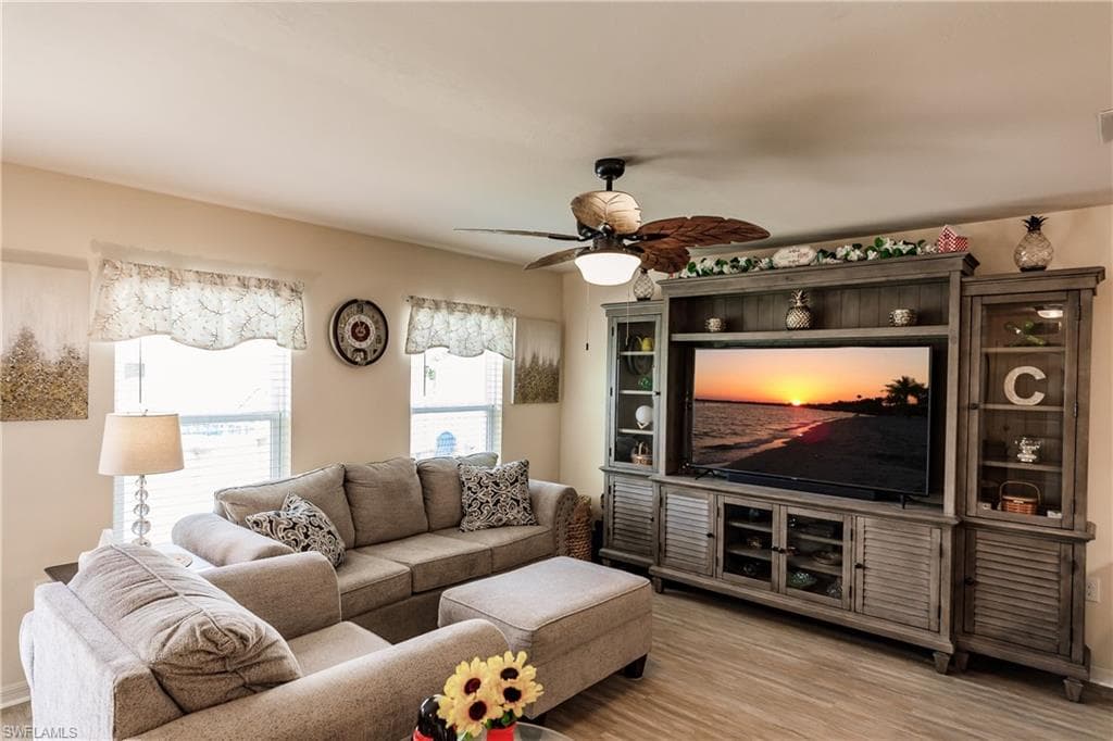 1519 NE 33rd LN CAPE CORAL, FL 33909