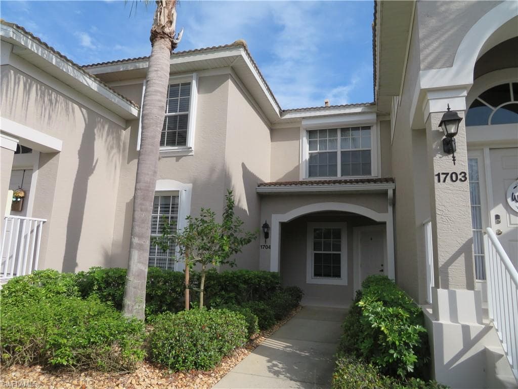 10125 Colonial Country Club BLVD 1704 FORT MYERS, FL 33913